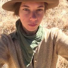 Becca Jane Koehler (beccajanestudio)