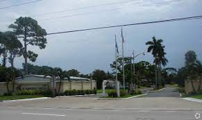 Trails from about a half mile to 1.5 miles long range through this shady oak and palm hammock on the east side of the intracoastal, not far from the. Garden Walk Apartments Palm Beach Gardens Fl Apartments Com