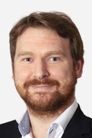 Tom Ashmore's Instagram, Twitter & Facebook