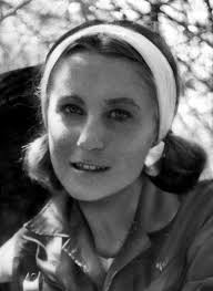 Katherine Leroy's Instagram, Twitter & Facebook