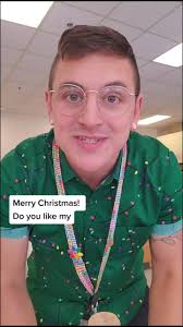 #teachersoftiktok #teacher #school #chemistry #science #pun #christmas