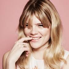 Emma Greenwell Daily (@greenwelldaily)