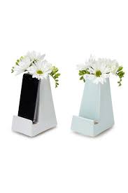 Gift mom a set of acupressure rings that help relieve tension naturally by triggering pressure points that spur headaches. Best Cheap Gifts For Mom Perfect Gifts For Mothers Under 50