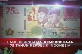 Fungsi uang uang sebagai alat tukar ( medium of exchange ) dengan adanya uang untuk kegiatan tukar menukar akan jauh lebih mudah dilakukan bila dibandingkan dengan kegiatan perdagangan secara barter. Bi Cetak Uang Edisi Khusus Hut Ri Pecahan 75 000 Hanya 75 Juta Lembar Keuangan Katadata Co Id