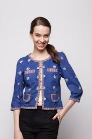 Metafora de juan salvador gaviota : 54 Blazer Batik Ideas Batik Batik Fashion Batik Dress