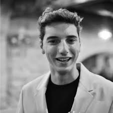 I'm super happy to share that I've finished my Bachelor's in Management and  Technology at TUM and started my Master's, specialising in Finance and  Computer Engineering.