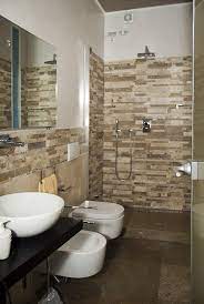 Bagno In Mosaico Di Travertino Srips Arredo Bagno Moderno Stile Bagno Ristrutturazione Del Bagno