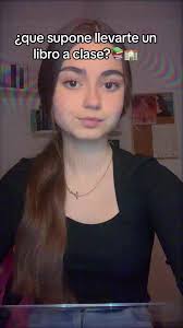 HELLO!!🫶 || idea: @𝐁𝐨𝐨𝐤𝐬𝐛𝐲𝐍𝐨𝐞📖💗 #booktok #booktoker #libros  #instituto #wattpad #parati #fyp #martaa_ross