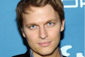Ronan Farrow Possibly Sinatra And The End Of The Nebbish