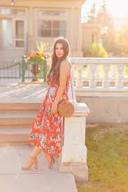 What to wear for a summer garden party. What To Wear To A Garden Party Justinecelina