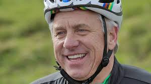 LeMond launches attack