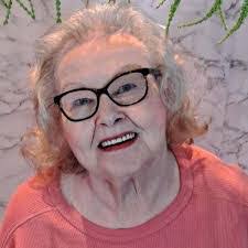 Jeri Devine's Instagram, Twitter & Facebook