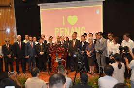 Tan sri muhyiddin yassin sewajarnya mencadangkan pembubaran parlimen jika perdana menteri tidak yakin terhadap sokongan majoriti yang diperolehnya di dewan rakyat. April 2018 Roketkini Com Page 8