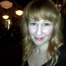 Susie Lewis's Instagram, Twitter & Facebook