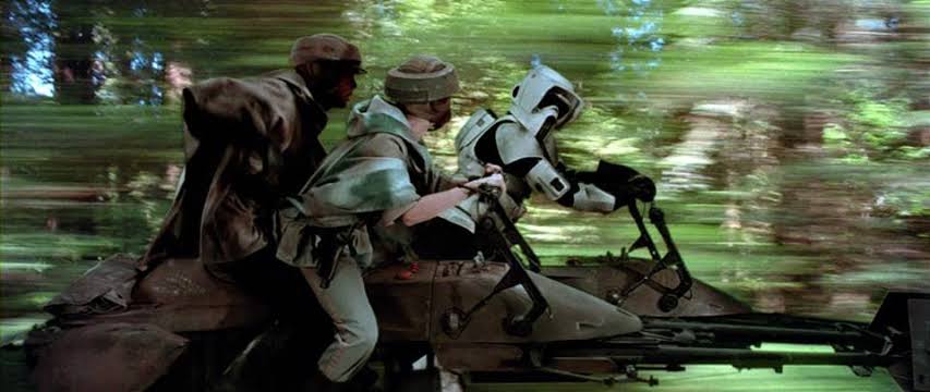 Resultado de imagem para luke e leia na speederbike"