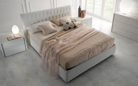 Camere da letto con le nostre collezioni vogliamo presentare proposte di ambienti adattati a tutti gli stili e le esigenze. Camera Da Letto Ed Armadi Ad Andria E Trani Le Chicche Home Design