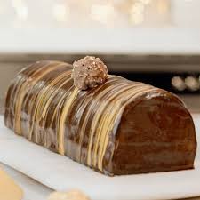 La Buche De Noel Ferrero Rocher Chocolat Ferrero Idee Recette Dessert Fondue Au Chocolat
