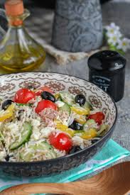 Salade Composee De Riz Au Feta Et Thon Amour De Cuisine Recette Salades Composees Salade Bien Manger