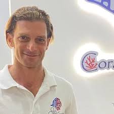 Instructores de buceo