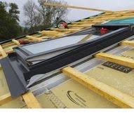 Dammzarge Und Aufkeilrahmen Fur Dachfenster Dachfenster Dach Kellerwande