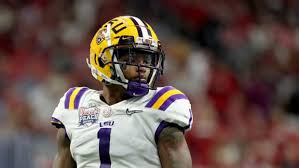 Viral NFL FLAG Football phenom's unlikely rise to competing for a national  championship