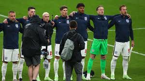 C'est republique tcheque qui recoit angleterre (selection anglaise de football) pour ce match europe du mardi 22 juin 2021. Bvn8uq8lrln7dm