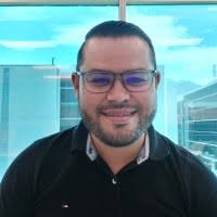 90+ "Dennis Solis" profiles