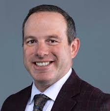 Jennifer Coultas's Instagram, Twitter & Facebook