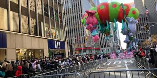 Elephants, deflating balloons and santa! Thanksgiving Day In New York Insider Spots Parade 2021
