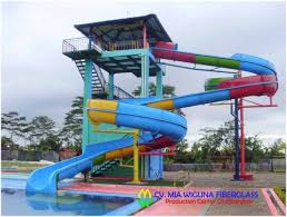 Jual perosotan kolam renang 081392717613 kami produsen perosotan anak murah melayani jual perosotan anak bandung bogor jakarta bekasi buka jam 08.00 s/d jam 21.00 Pabrik Pembuatan Perosotan Waterboom Pabrik Fiberglass