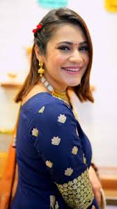 5 Easy & Beautiful Hairstyles By Kritika Malik For Short Hair