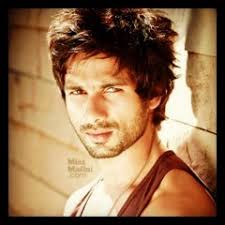 Listen to Sanam Re (Title Song).mp3 by Fullmasti.In in feel playlist online  for free