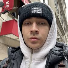 Stream Max Buda music