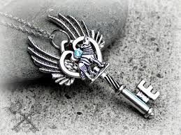 Blue Crystal Wolf Wing Key Necklace Handmade Flying Silver Fashion Animal Costume Jewelry Womens Cosplay Spirit T Key Necklace Silver Fashion Blue Crystals