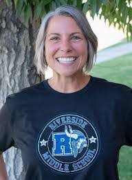 Jennifer Hostetler's Instagram, Twitter & Facebook