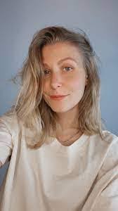 Amber Faire's Instagram, Twitter & Facebook