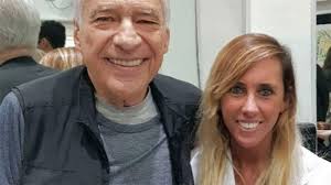 El doctor alberto cormillot bailó junto a lourdes sánchez y diego ramos en 'showmatch'. Alberto Cormillot Se Caso Con Su Joven Novia En Las Vegas Espectaculos Elonce Com