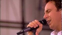 Tijdens het programma zingt hij at this moment, een cover van de single van billy vera. Marco Borsato Youtube