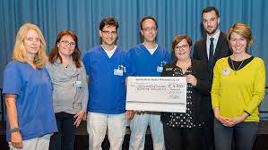 Einwilligung in die verwendung von cookies. Klinikum Karlsruhe Die Karlsruher Filiale Der Sparda Bank Spendet 4 500 Euro