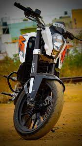 Duke (hadrien forestier), french player, coach for ⁠⁠team vitality. Ktm Duke 200 Duke Bike Ktm Duke Ktm Duke 200