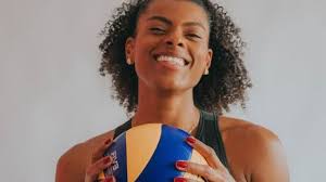 Grávida, Fernanda Garay revela rotina nas Olímpiadas: "Tenho um bebê  parceiro"