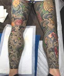 Các yakuza buộc phải sở hữu hình xăm trên cơ thể để khẳng định mình là một phần của thế giới ngầm nhật bản và mãi mãi là một phần của tổ chức tội phạm khổng lồ đó. Ghim Tren Full Chan Nháº­t Cá»•