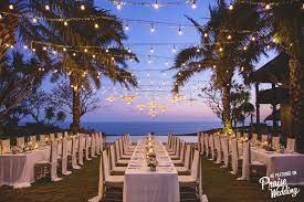 Wow If This Is What Bali Weddings Are All About We Want To Head Over Just For This Dream Worthy Venue Night Beach Weddings Wedding Venues Hawaii Outdoor Wedding Venues