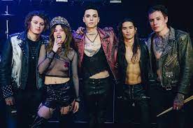 It's rare to find people as open and vulnerable right after meeting them the way quinn is. Detalles Ocultos De Paradise City