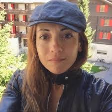 Kim Dray's Instagram, Twitter & Facebook