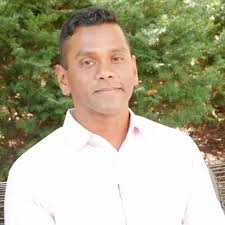 Ritwik Banerji: Timbral Navigation and Dancing in Virtual Space