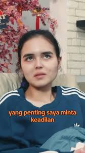 Deme Gabor Saudara Laura