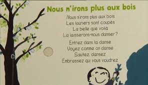 La celebre comptine adoree des petits avec une puce sonore, que l'on peut arreter si besoin.un petit imagier pour s'eveiller tendrement.un petit jeu pour s'amuser. Comptines Pour Enfants Un Double Sens Reserve Aux Adultes