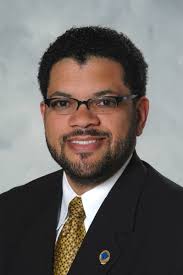 Jones returning Wabash to direct the MXIBS