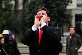 El pastor soto usó unas toallas higiénicas para expresar un nuevo mensaje de odio contra la diversidad sexual. Entrevista Al Pastor Soto Donde Llamo A Las Personas A Salir A La Calle Pese A Medidas Sanitarias Es Lo Mas Denunciado Ante El Cntv El Mostrador